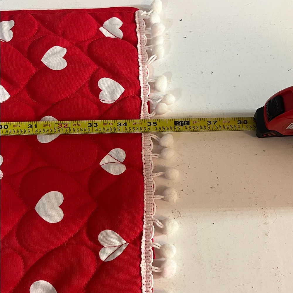 Heart Patterned Red Throw Blanket - Picture 2 of 3